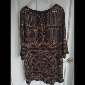 Shift dress. Geometrical print. Size L